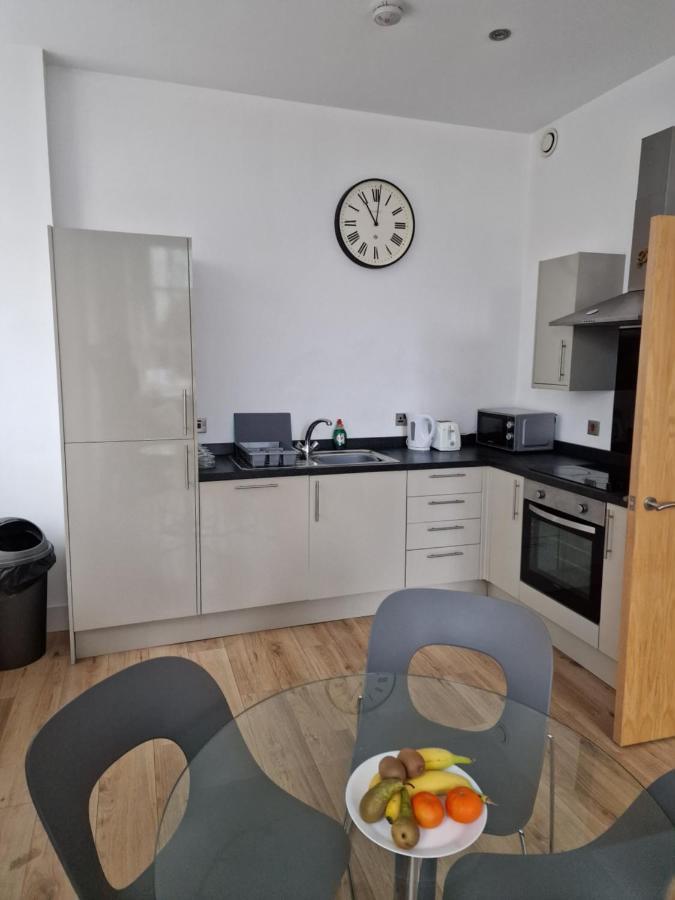 Converted Mill Apartment Манчестер Экстерьер фото